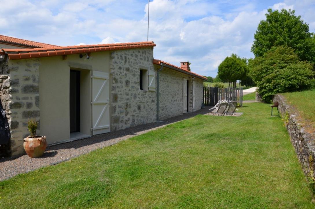 La Remise 4 Etoiles Villa Saint-Hilaire-de-Mortagne Exterior foto